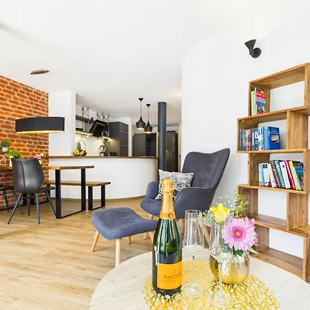 Hochwertige In Seenaehe Mit Terrasse & Vollausstattung Uhldingen-Mühlhofen